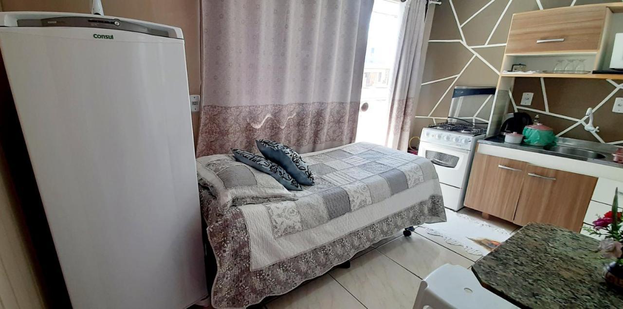 Kitnet K1 Em Torres-Rs - Na Mais Bela Praia Gaucha - Cozinha - Banheiro - Ar Condicionado - Smart Tv 32' - Wi-Fi - Anfitria Superhost No Bnb Eksteriør bilde