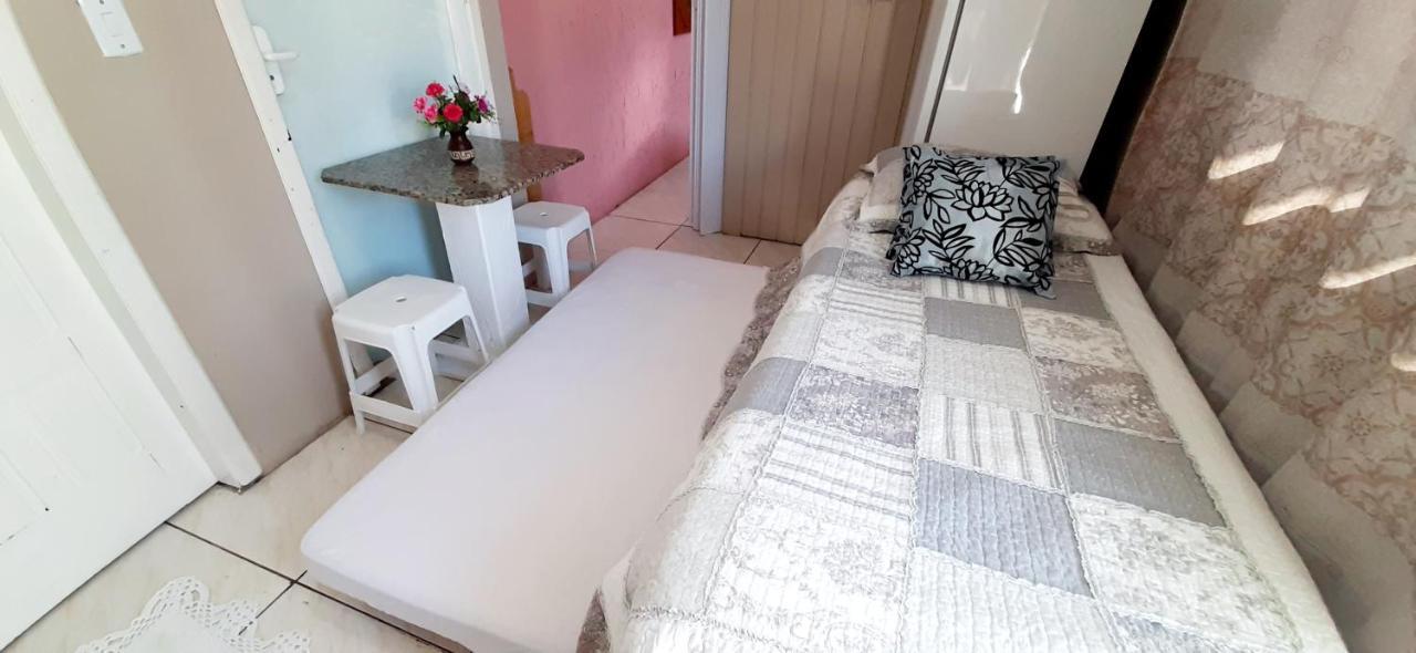 Kitnet K1 Em Torres-Rs - Na Mais Bela Praia Gaucha - Cozinha - Banheiro - Ar Condicionado - Smart Tv 32' - Wi-Fi - Anfitria Superhost No Bnb Eksteriør bilde